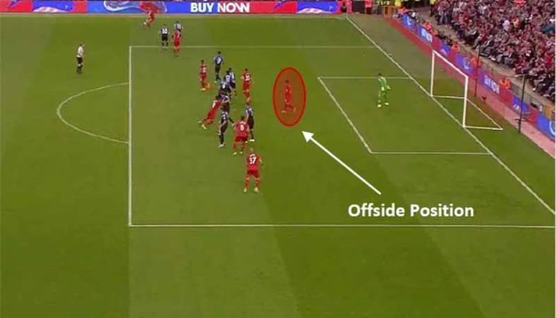 Làm sao để không bị việt vị? Góc nhìn từ cầu thủ